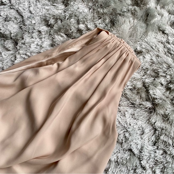 Express One Shoulder Satin & Chiffon Dress in Nude & Black Size 4 - Picture 5 of 7